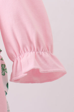 Pink clover glitter ruffle bubble