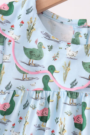 Green mallard ruffle pants set