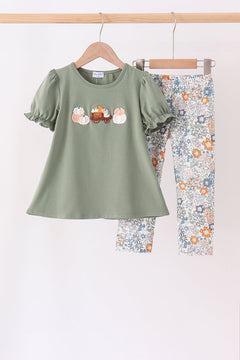 Green pumpkin french knot pants set