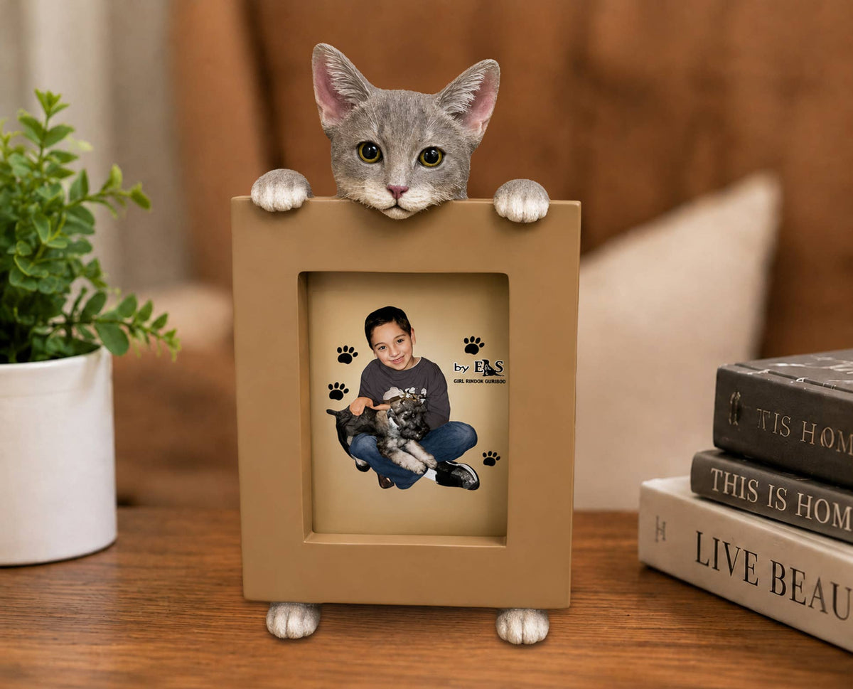 Tabby, Silver (2 1/2x3 1/2) Small Photo Frame: Ceramic