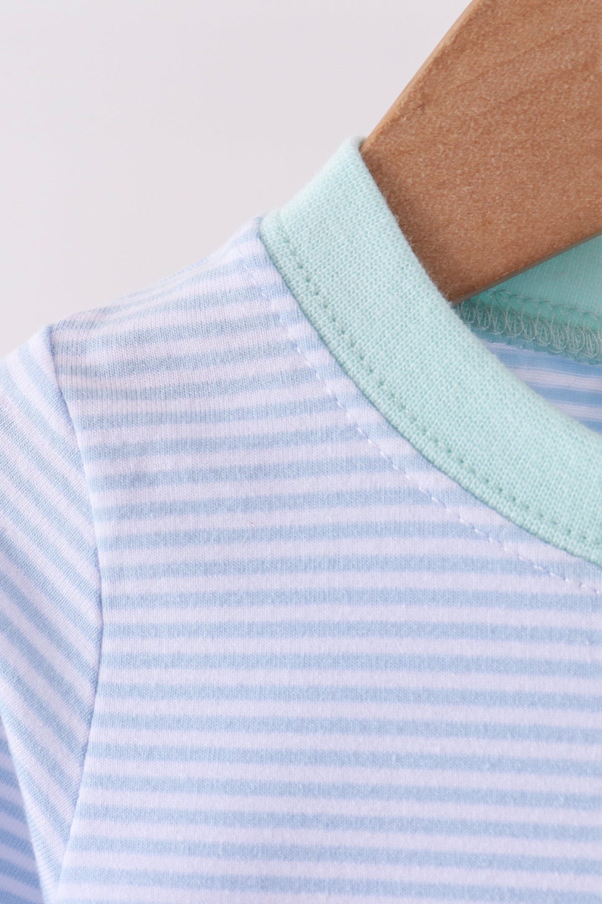 Blue turkey embroidery stripe romper