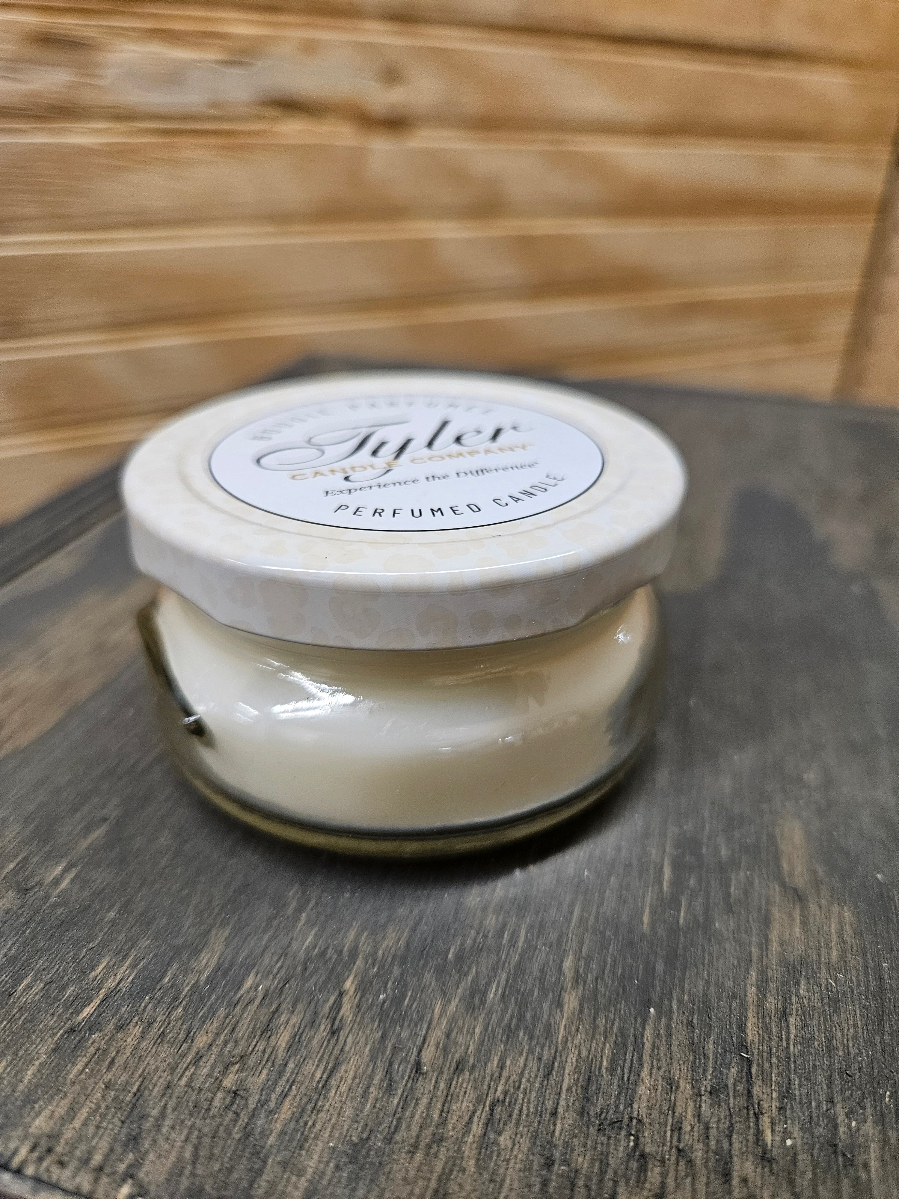 3-4oz-one-wick-tyler-candle-regal