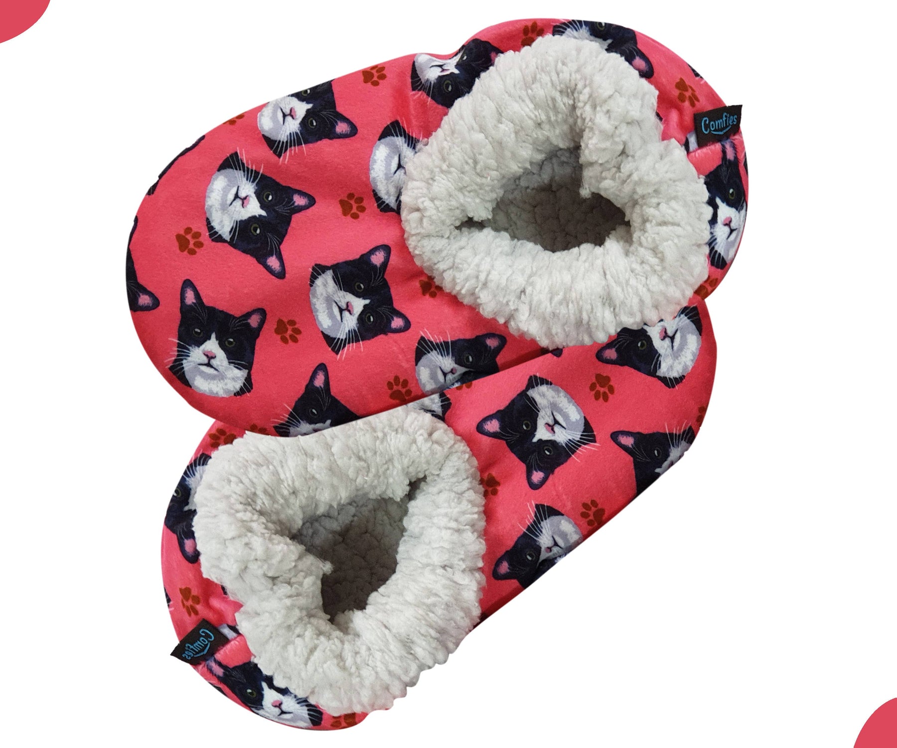 black-and-white-cat-slippers